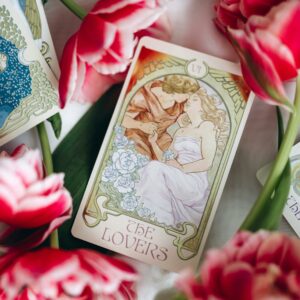 Tarot & Oracle decks